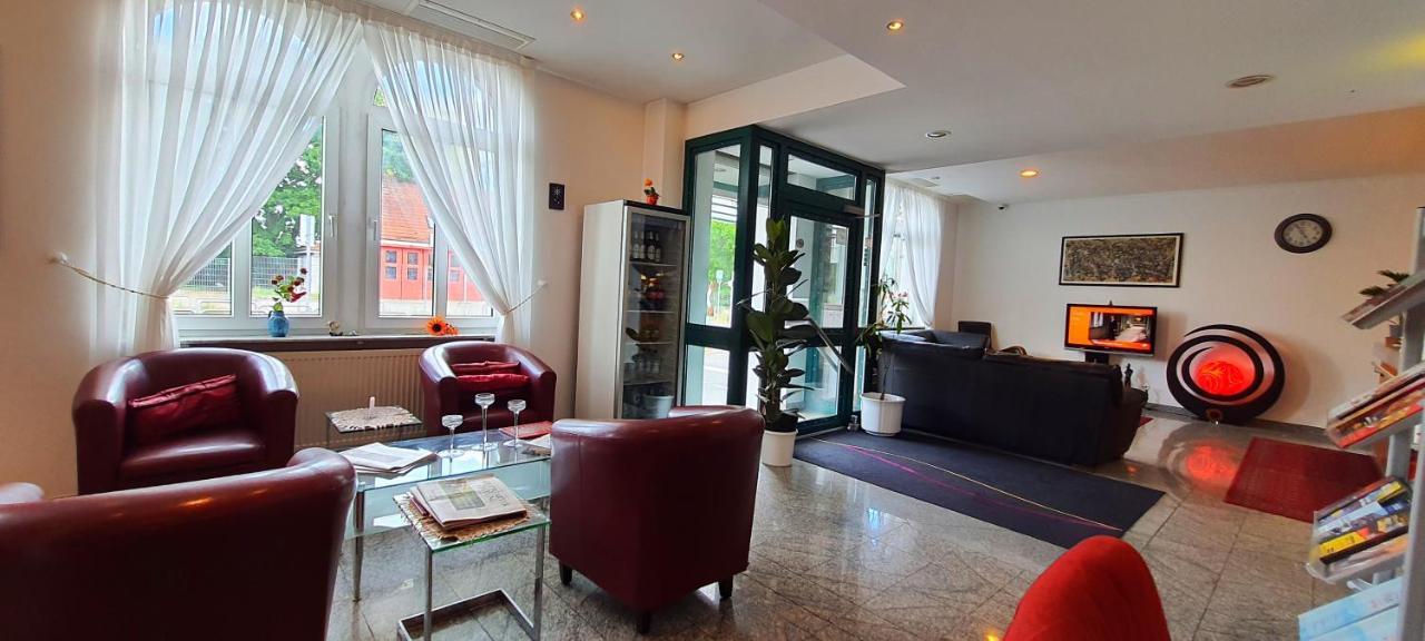 Hotel Deutscher Hof Mannheim Bagian luar foto