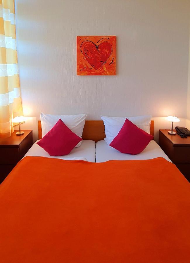 Hotel Deutscher Hof Mannheim Bagian luar foto