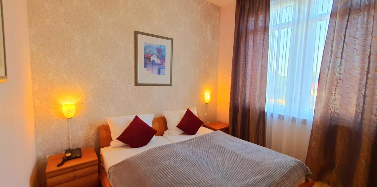 Hotel Deutscher Hof Mannheim Bagian luar foto